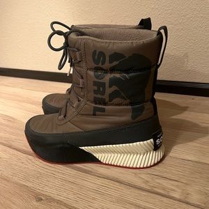 Sorel Winter Boots- Green